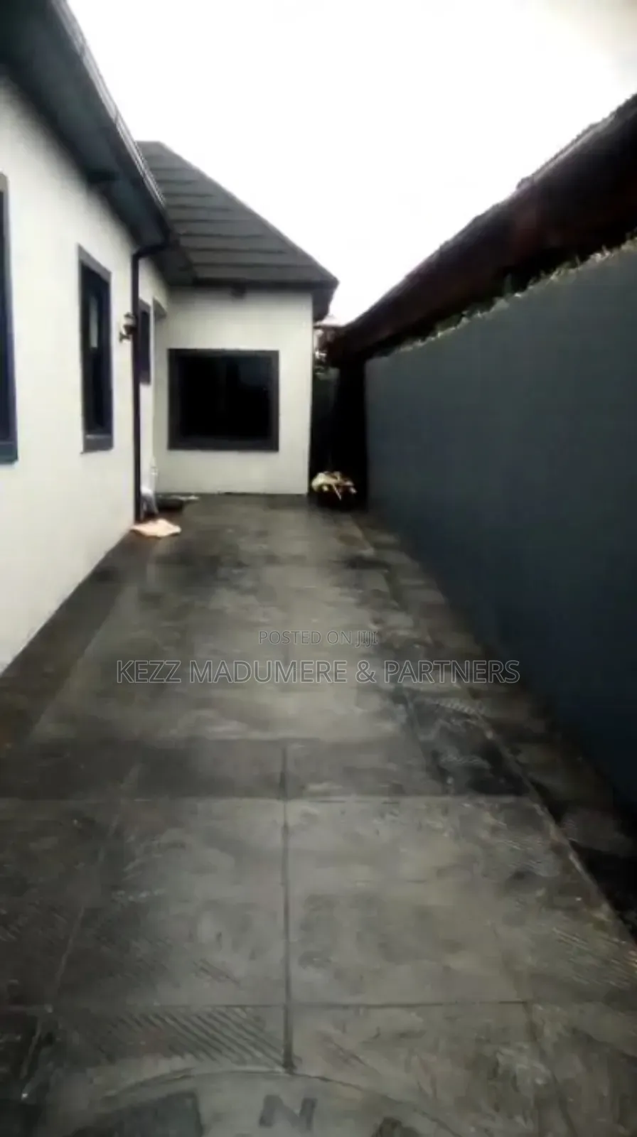 4bdrm Bungalow in World Bank Housing for sale
