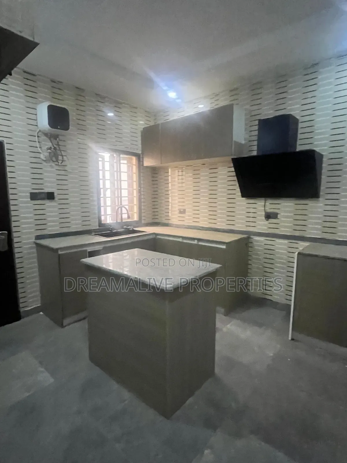 4bdrm Duplex in Jahi for sale