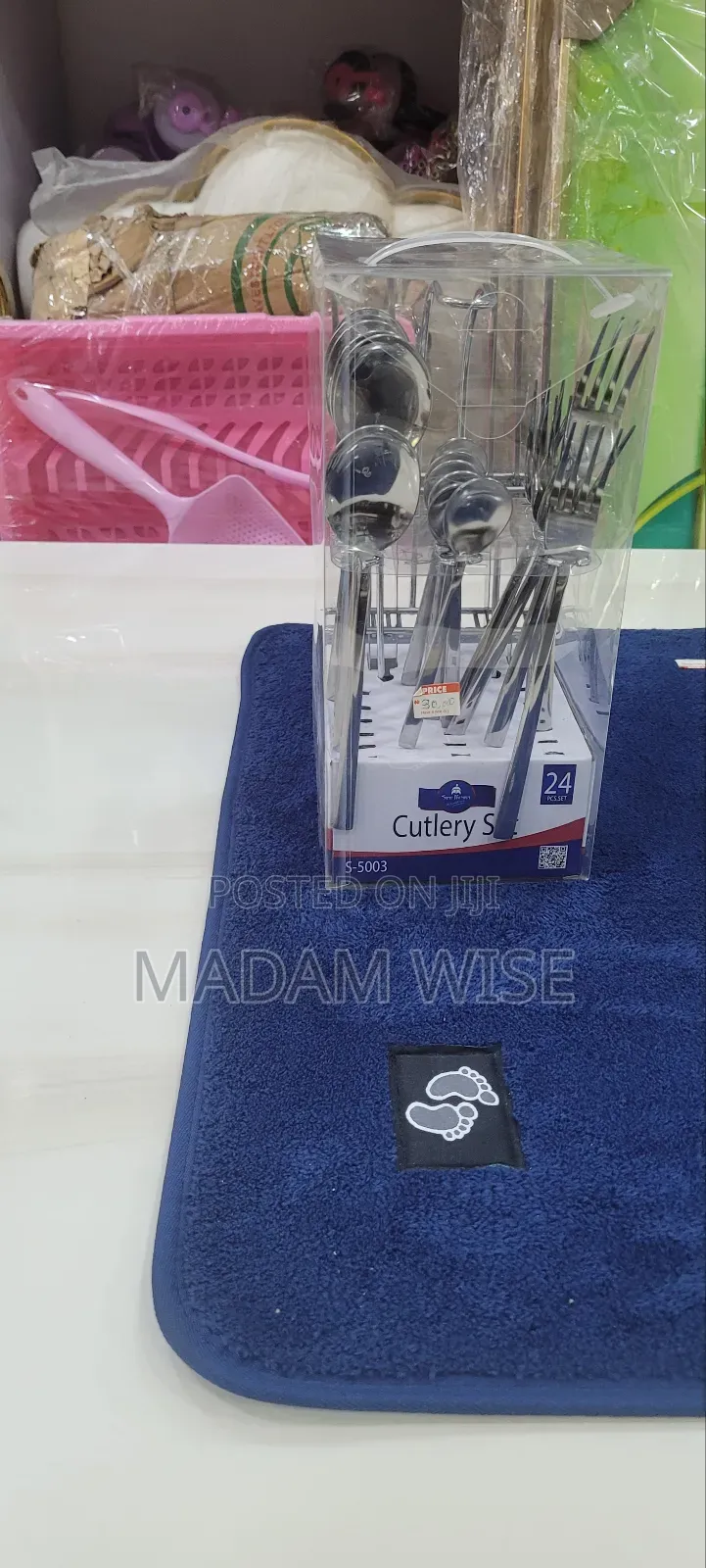 Cutlery Set . 24 Pieces