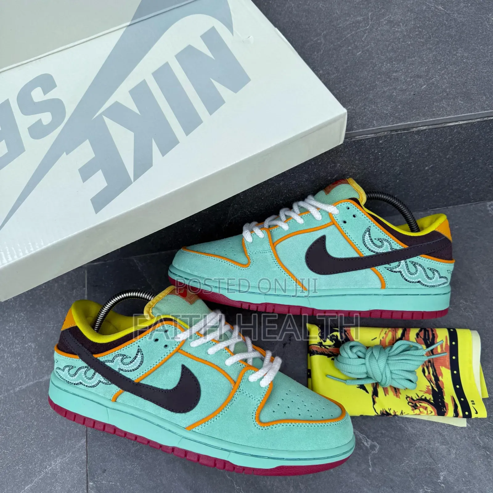 *Nike Sb Dunk Low “Black History Month” Snks*