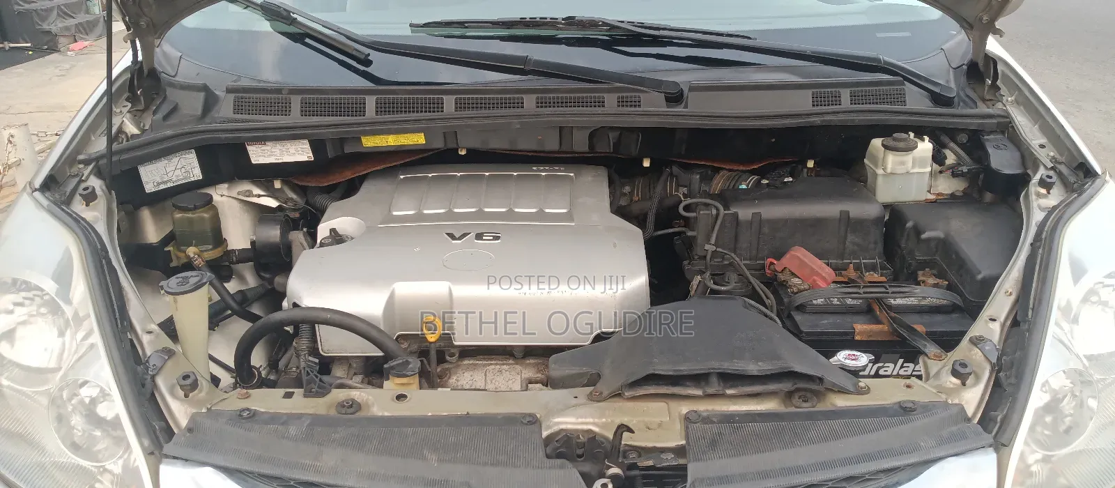 Toyota Sienna CE 7 Passenger 2010 Gold