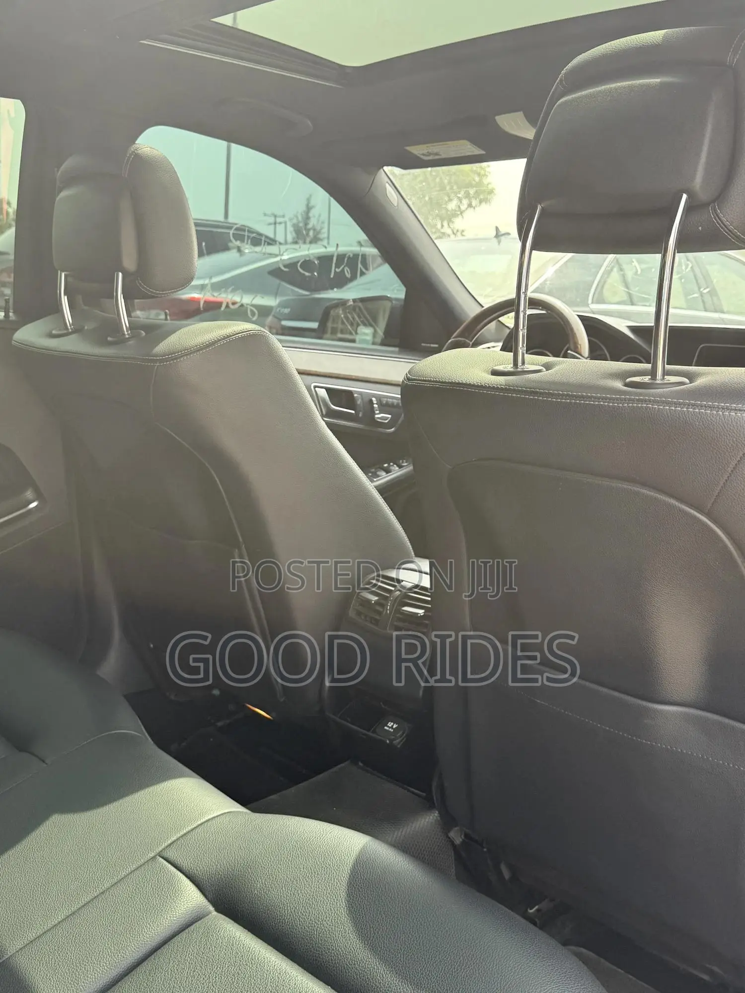 Mercedes-Benz E350 Base 4Matic Sedan AWD (3.5L 6cyl 7A) 2014 Gray