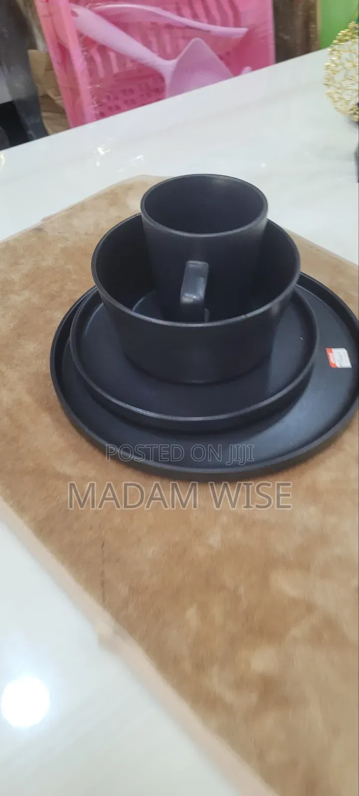 Dinnerware Set . (Stoneware )