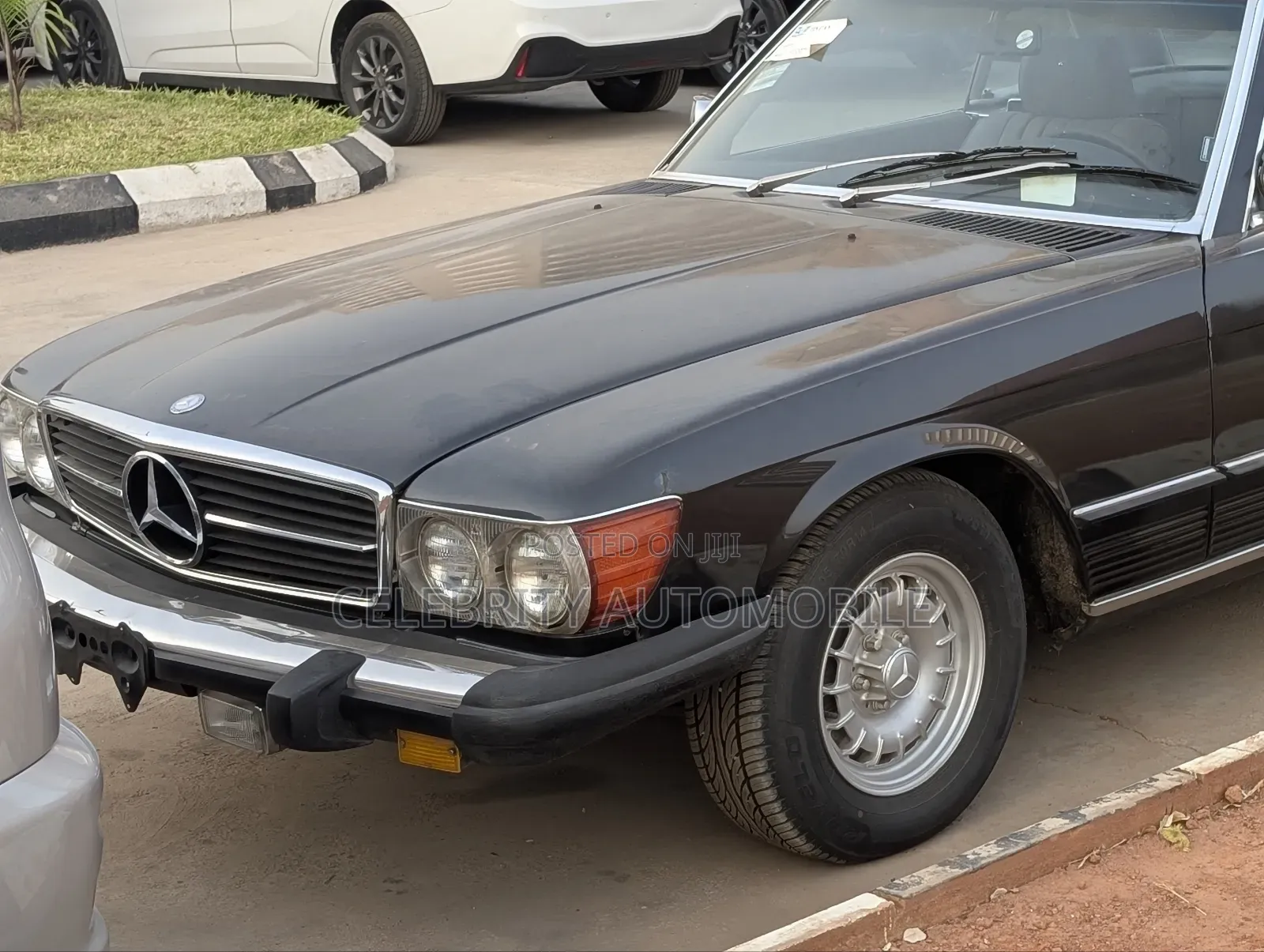 Mercedes-Benz SL-Class 1985 Black