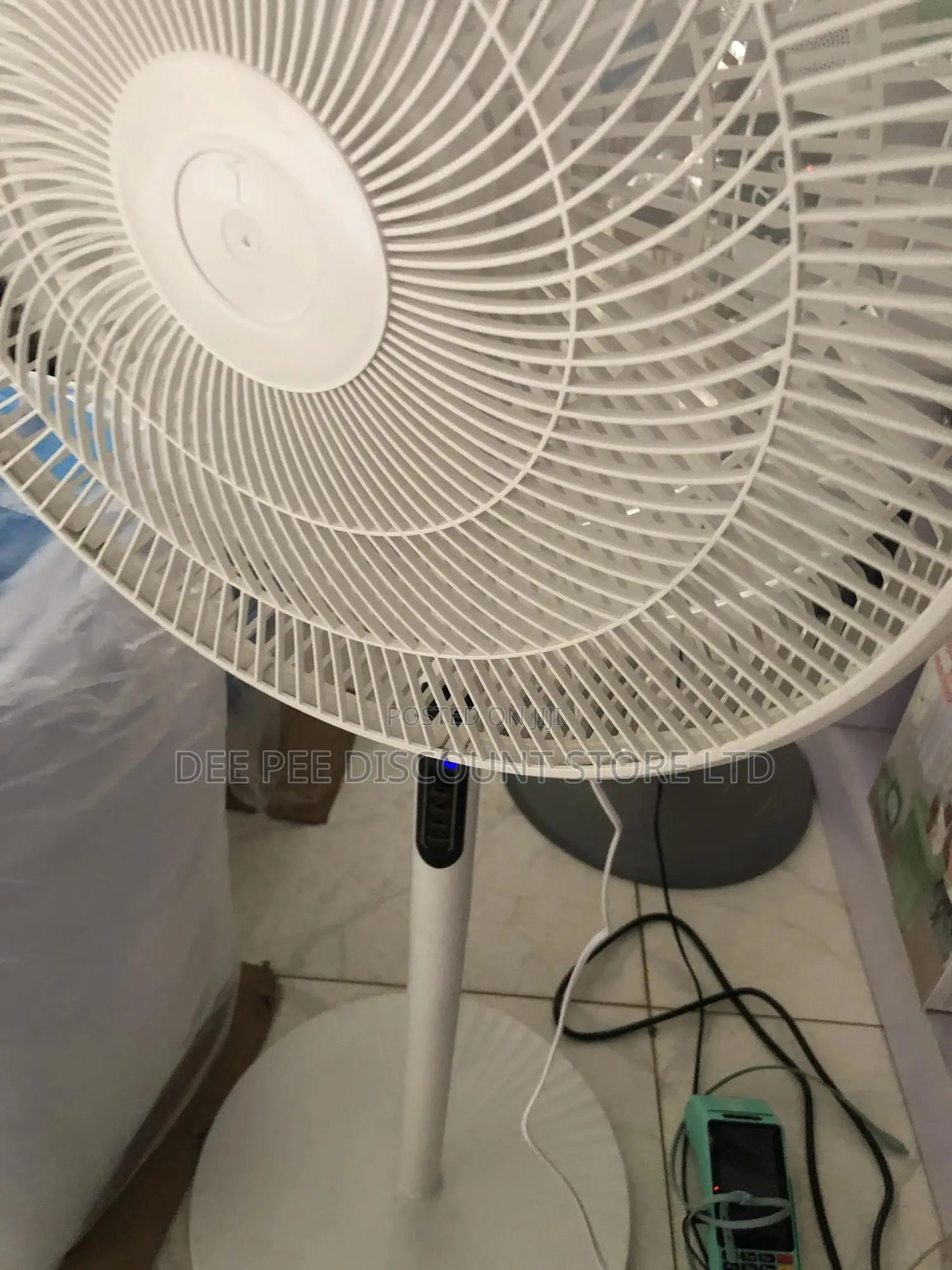 Electric Standing Fan With Remote