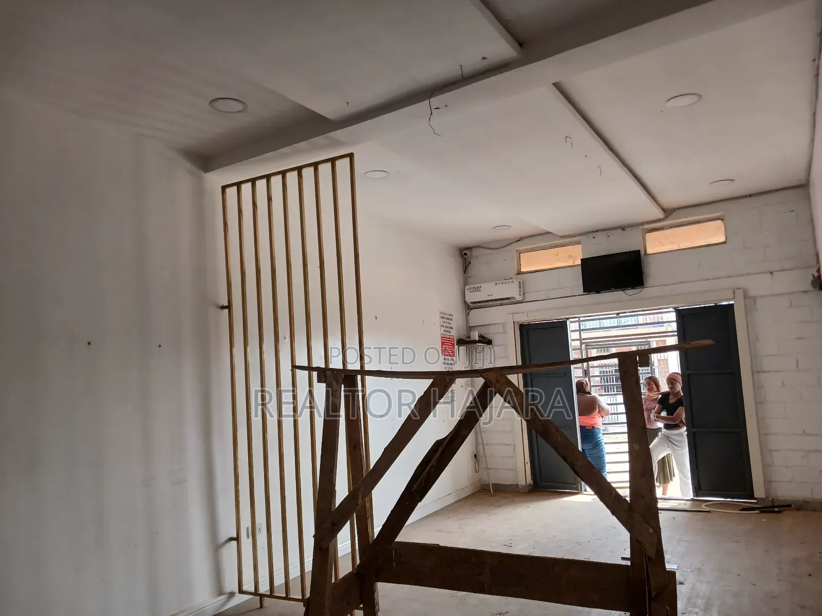 Shop Available for Rent at Fo1 Kuwba