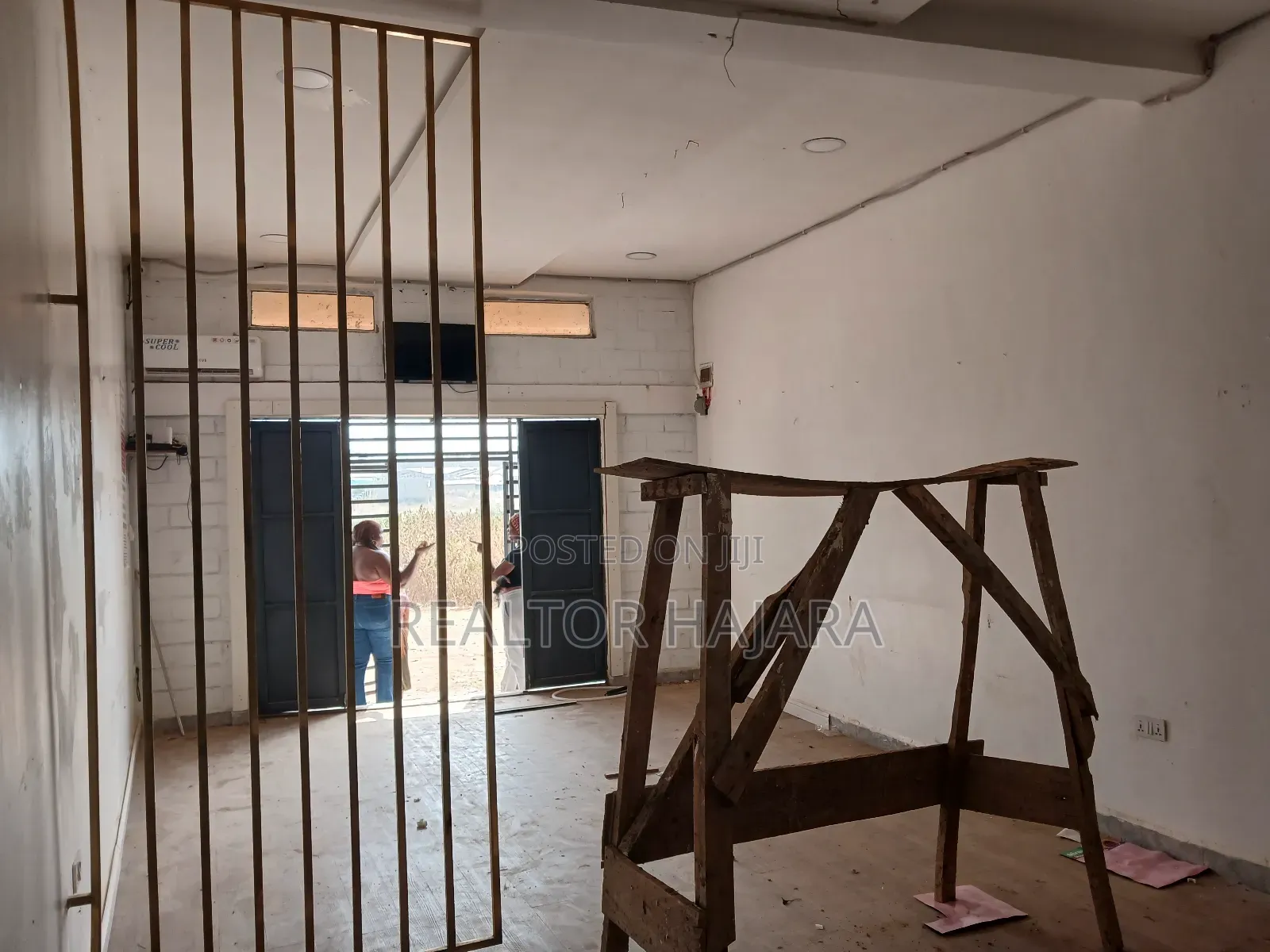 Shop Available for Rent at Fo1 Kuwba