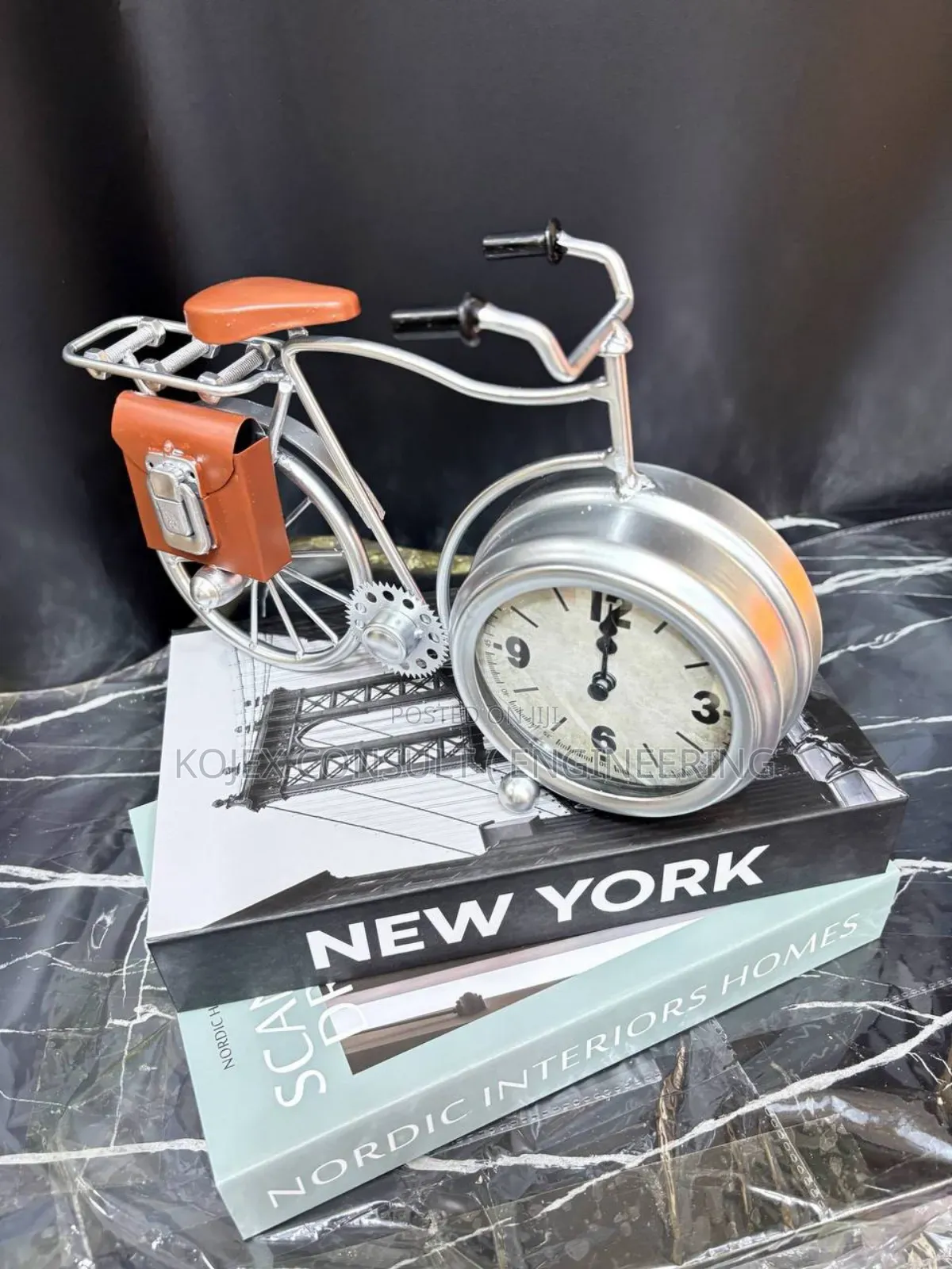 Twist Bike Clock/Post Master Bicycle Clock . Top of the Line Decor