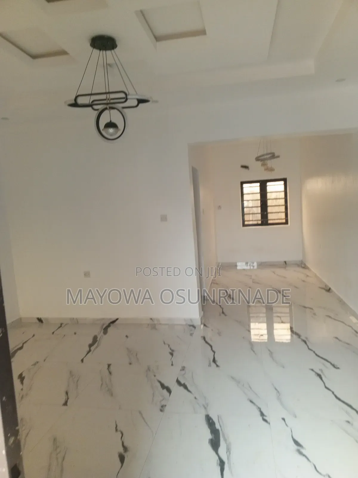 2bdrm Apartment in Ologuneru for rent