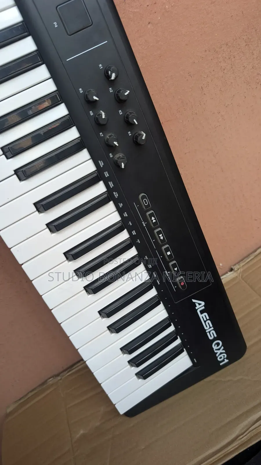 Alesis Qx61 Studio Midi Keyboard