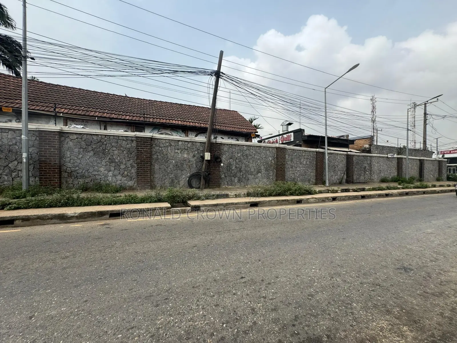 Corner Piece Land 1600sqm for Sale at Ikeja Gra