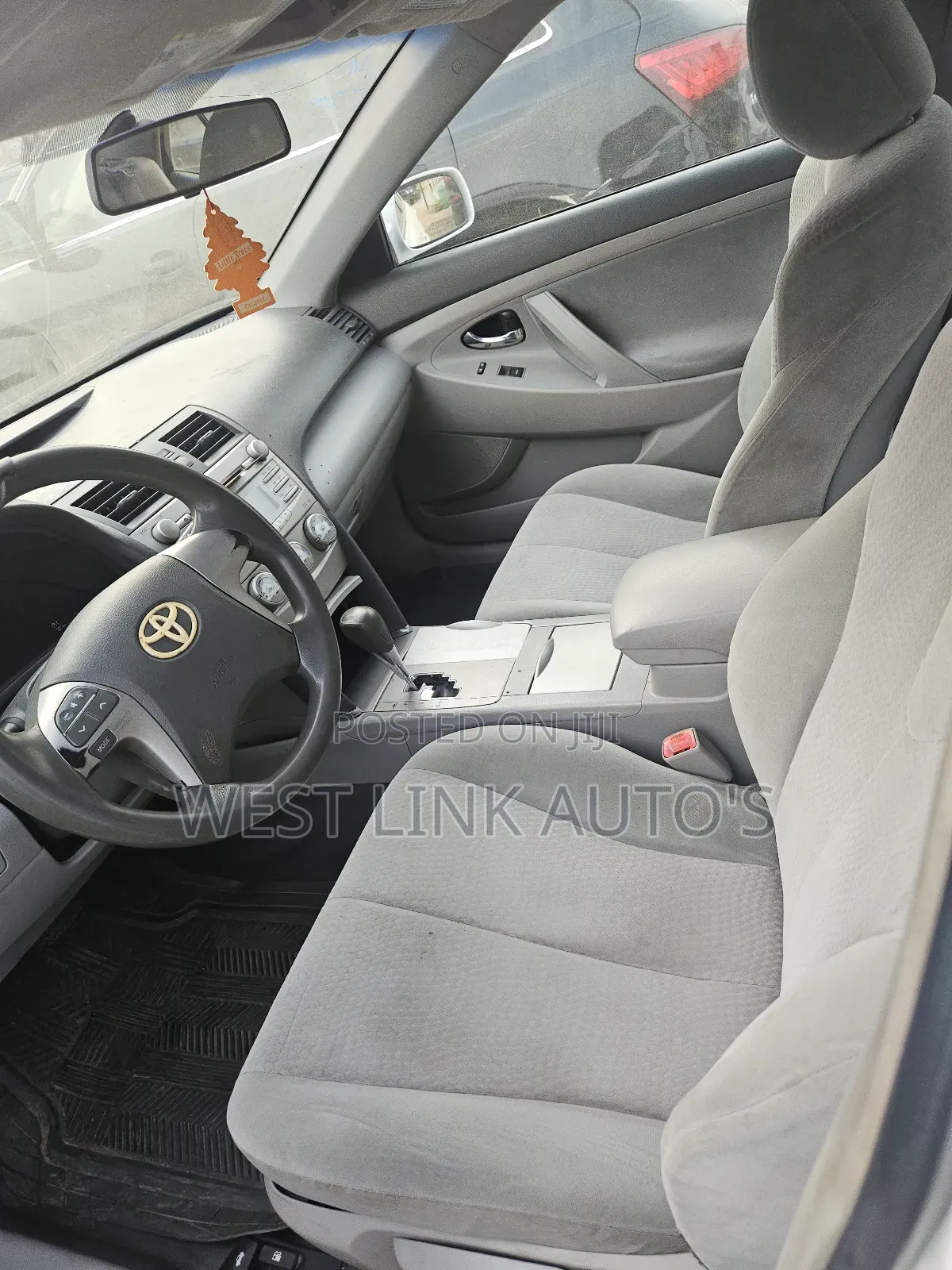 Toyota Camry 2010 White