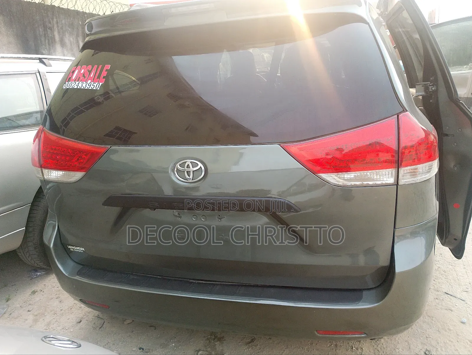 Toyota Sienna XLE 8 Passenger 2011 Gray