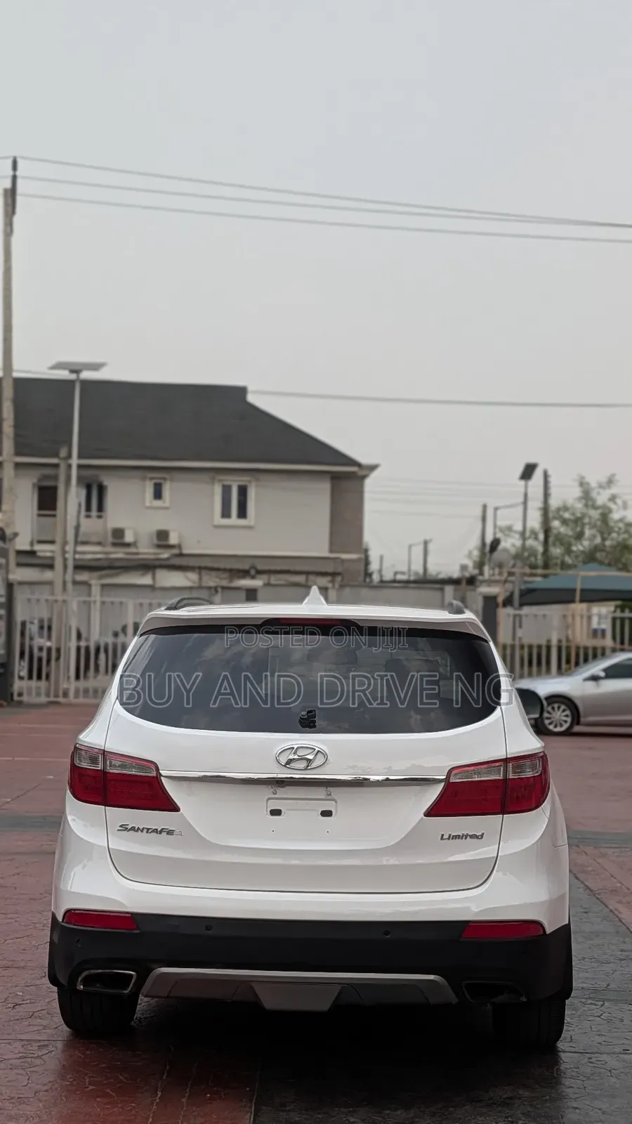 Hyundai Santa Fe Limited 4dr SUV w/Saddle Interior (3.3L 6cyl 6A) 2014
