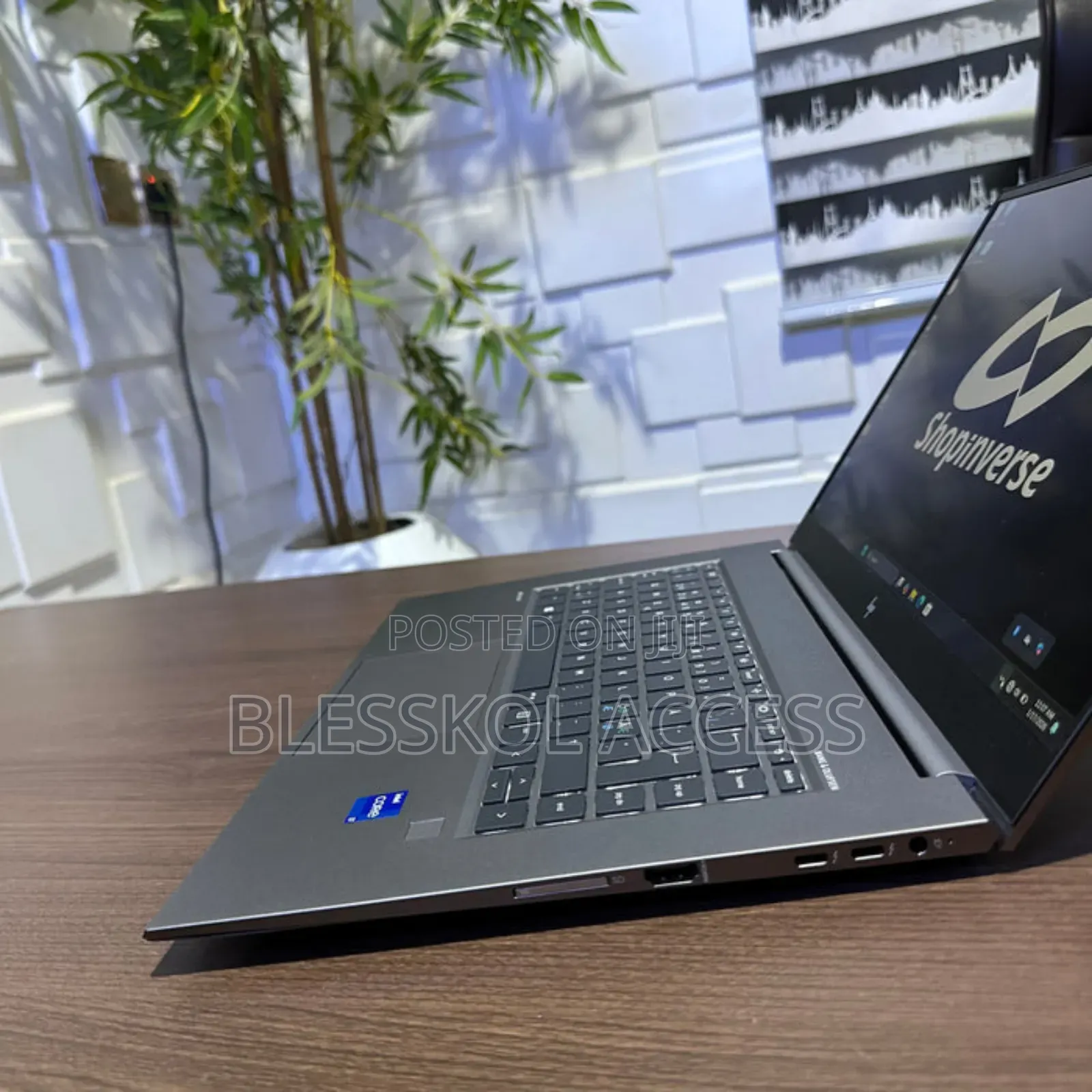 Laptop HP ZBook Studio G8 16GB Intel Core I7 SSD 512GB