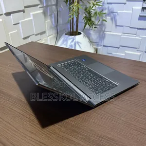 Laptop HP ZBook Studio G8 16GB Intel Core I7 SSD 512GB