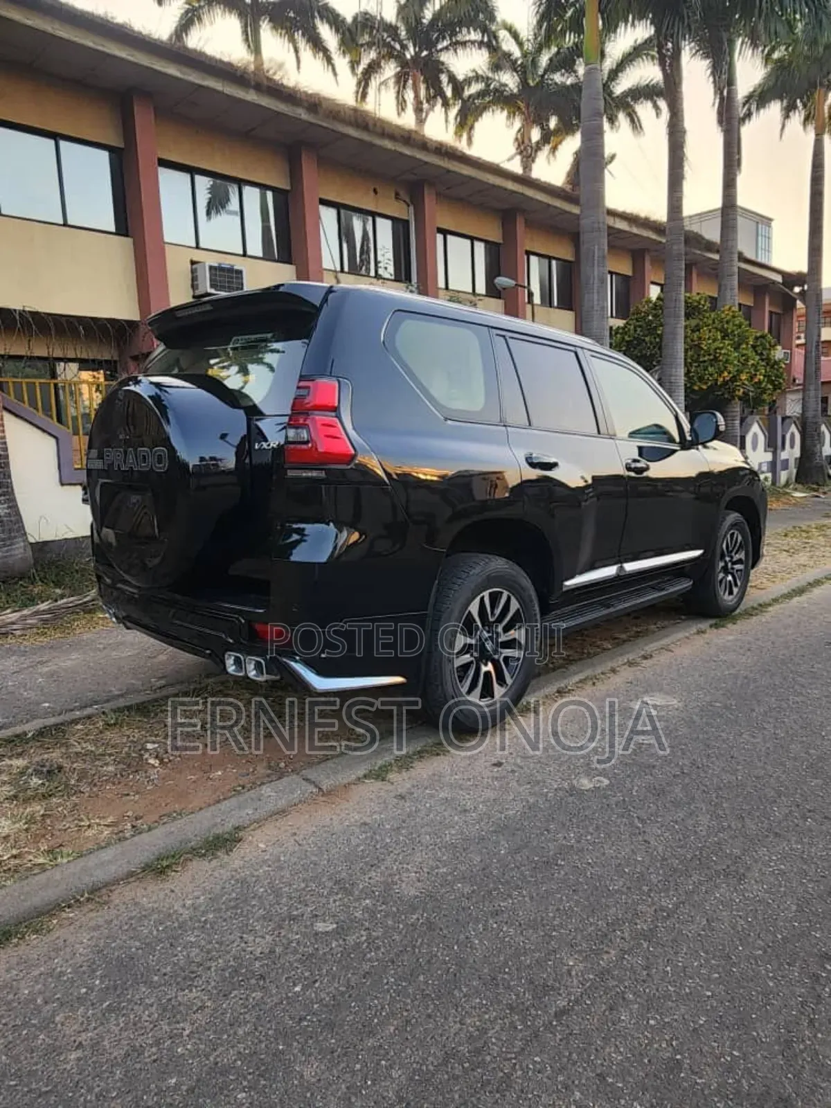 Toyota Land Cruiser Prado 2018 Black