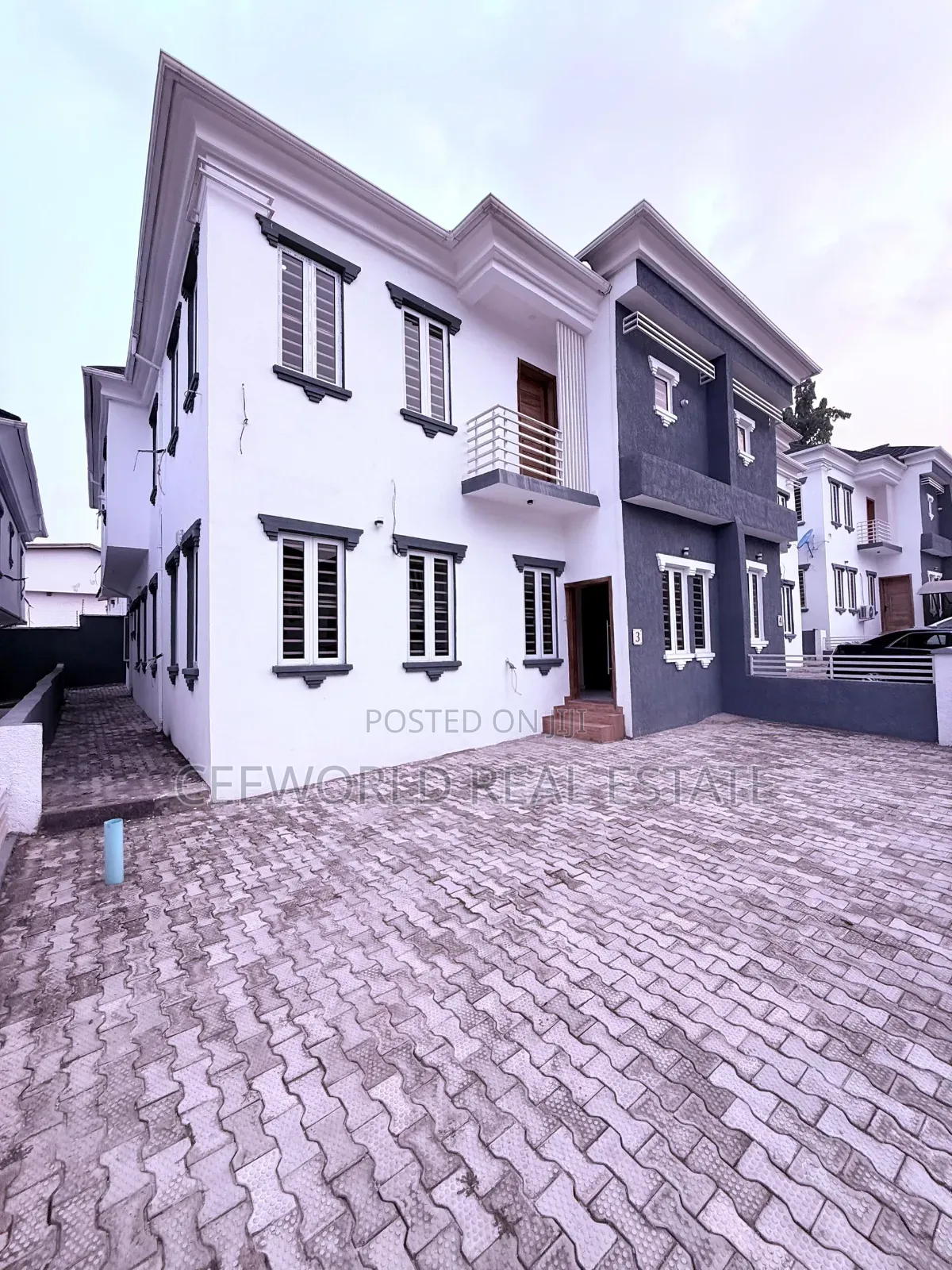 Furnished 5bdrm Duplex in Jericho Gra for rent