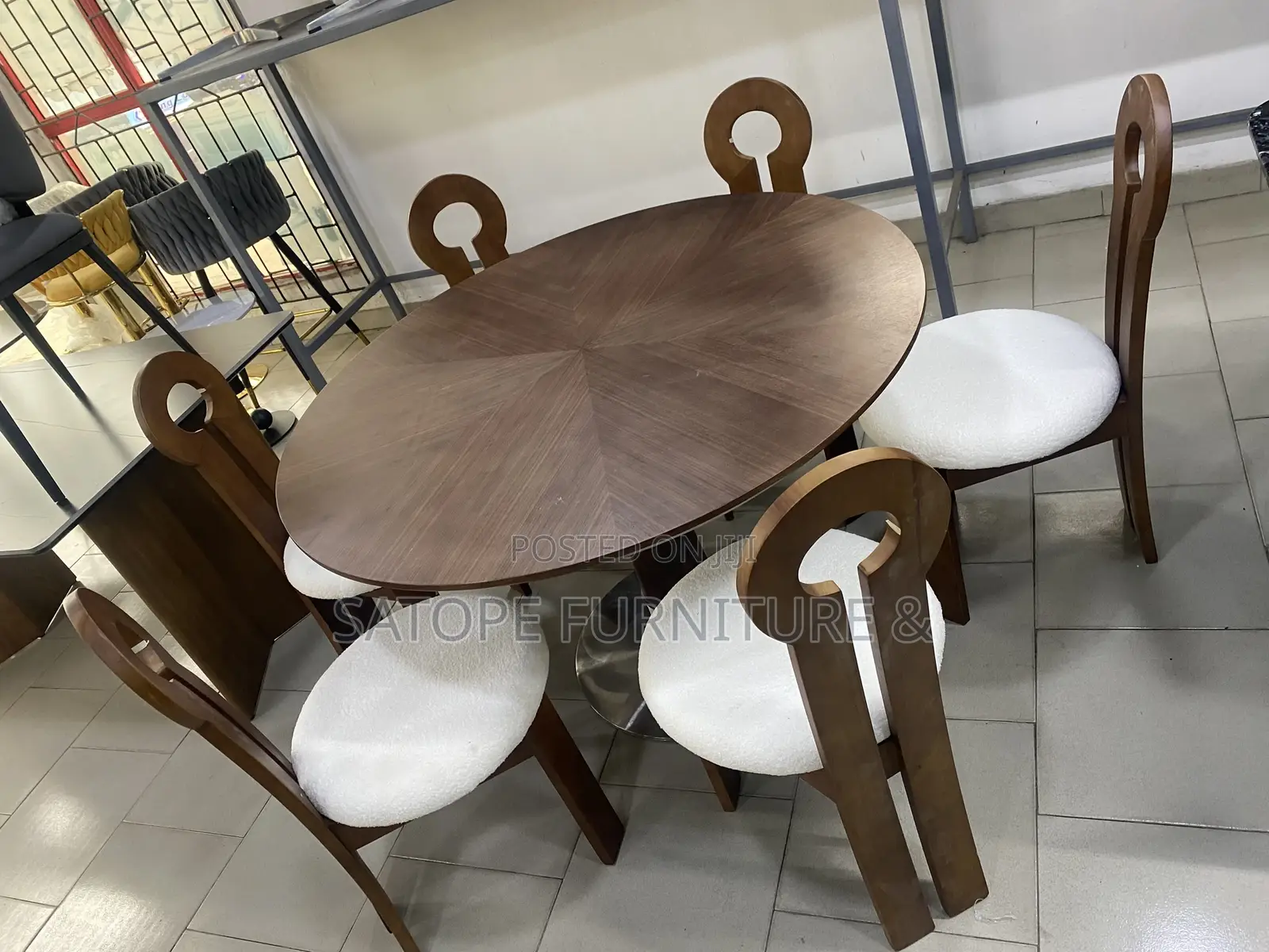 High Quality Restaurant Dining Chairs and Table .