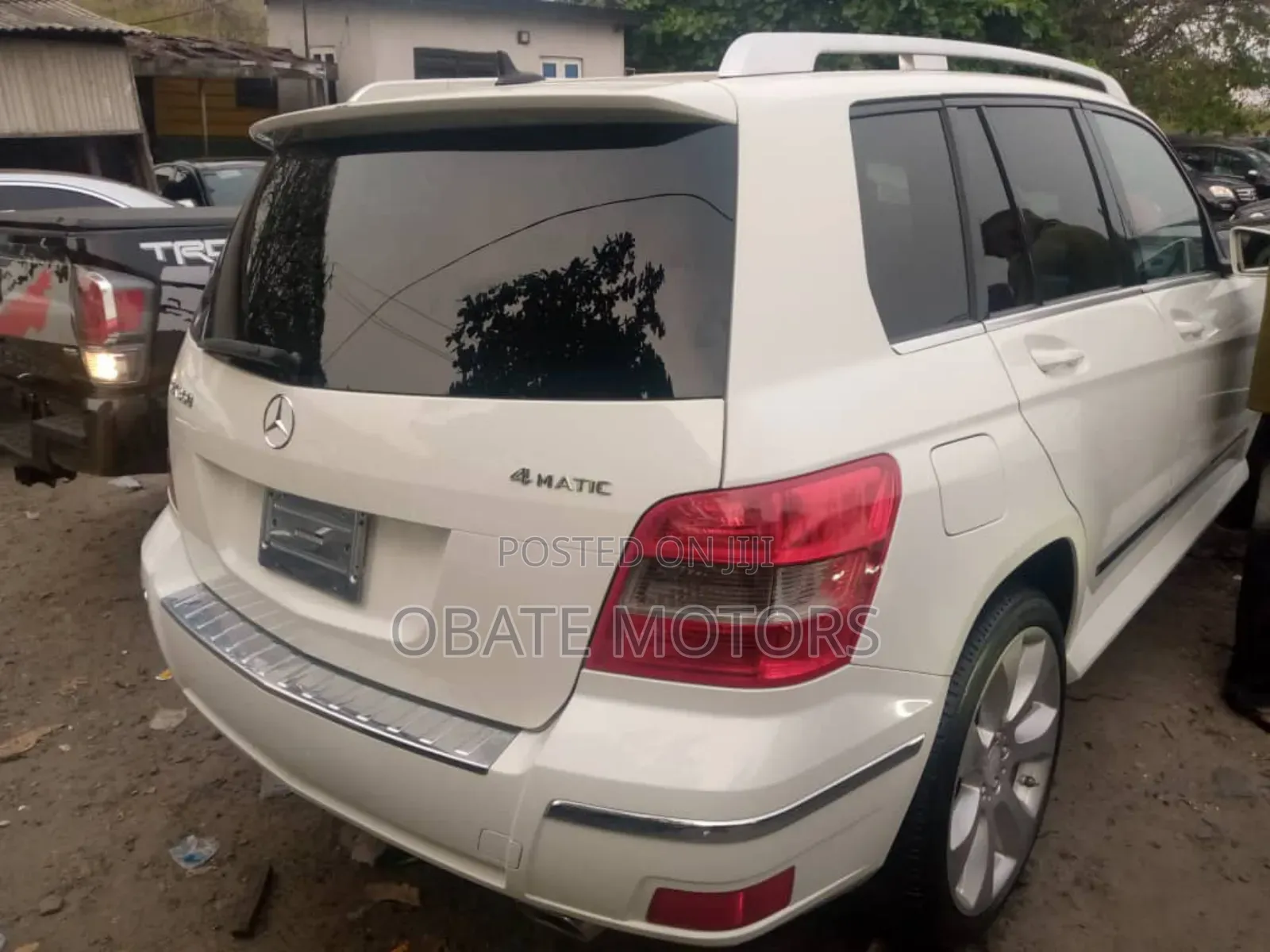 Mercedes-Benz GLK-Class 350 4MATIC 2011 White