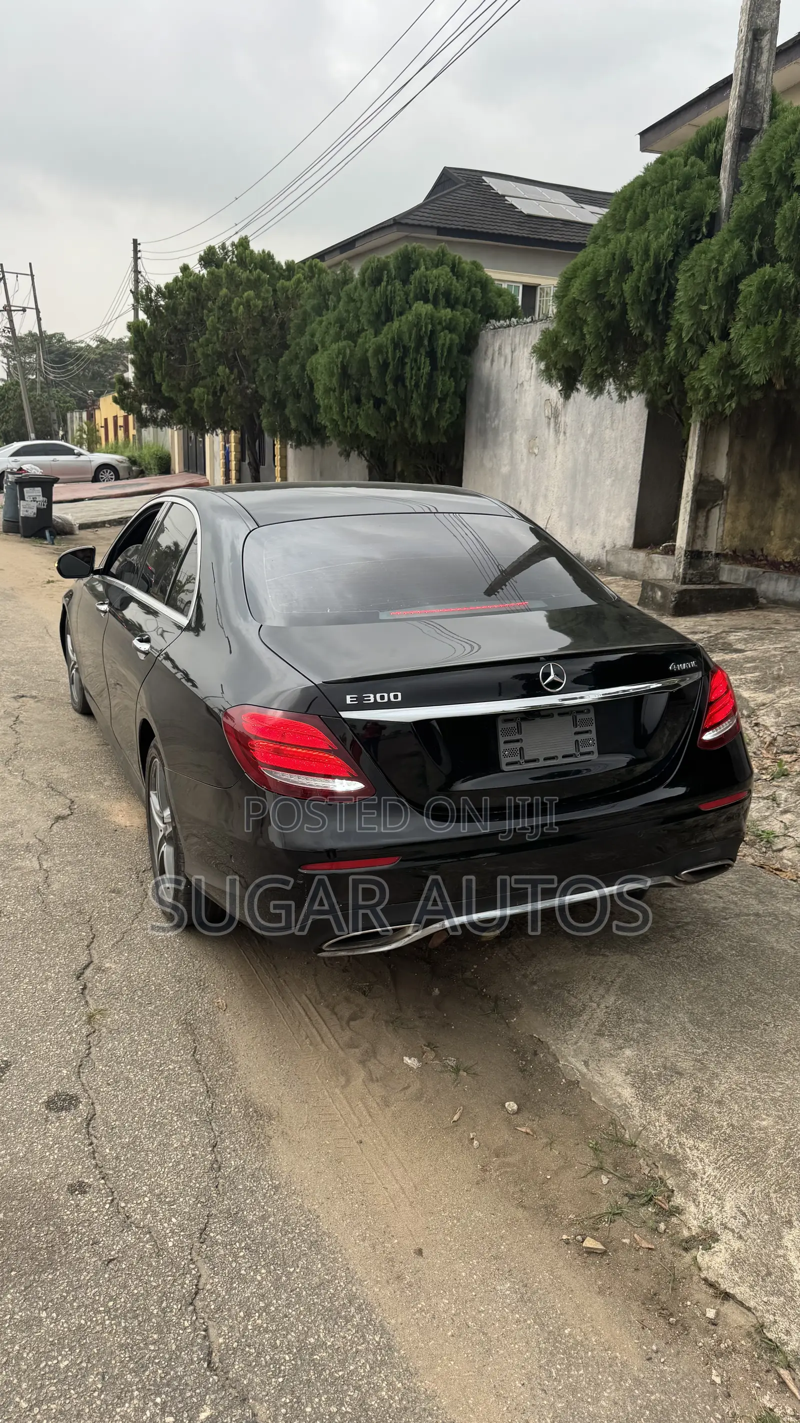 Mercedes-Benz E300 4Matic AWD Sedan (2.0L 4cyl 9A) 2017 Black