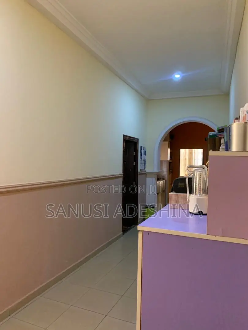 2bdrm Block of Flats in Idu ,Fct Abuja for sale