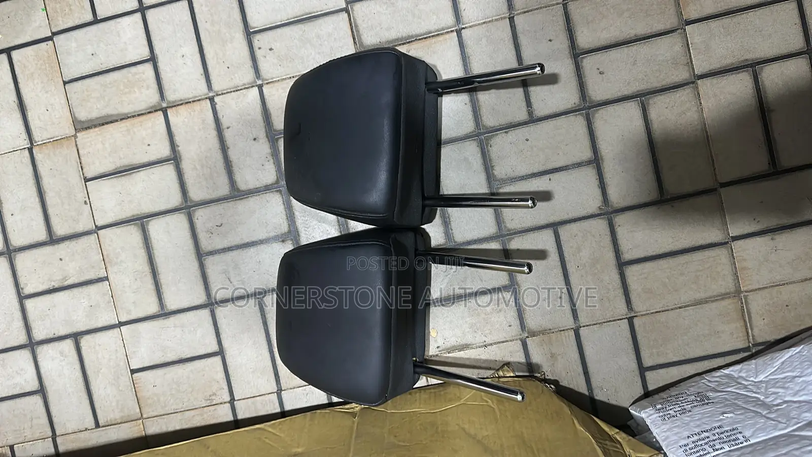 Head Rest Rx 350 2025
