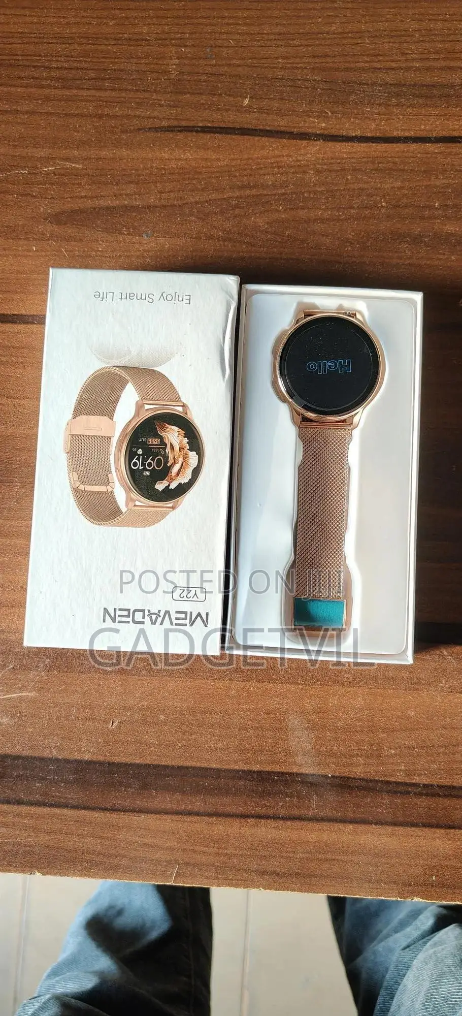 Mevaden Y22 Bluetooth Smart Watch