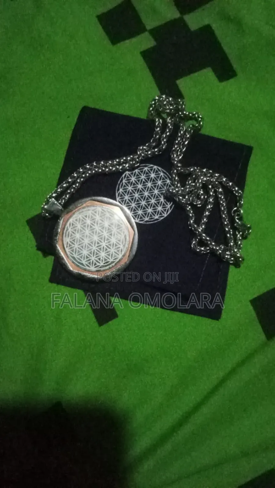 Amezcua Chi Pendant 4