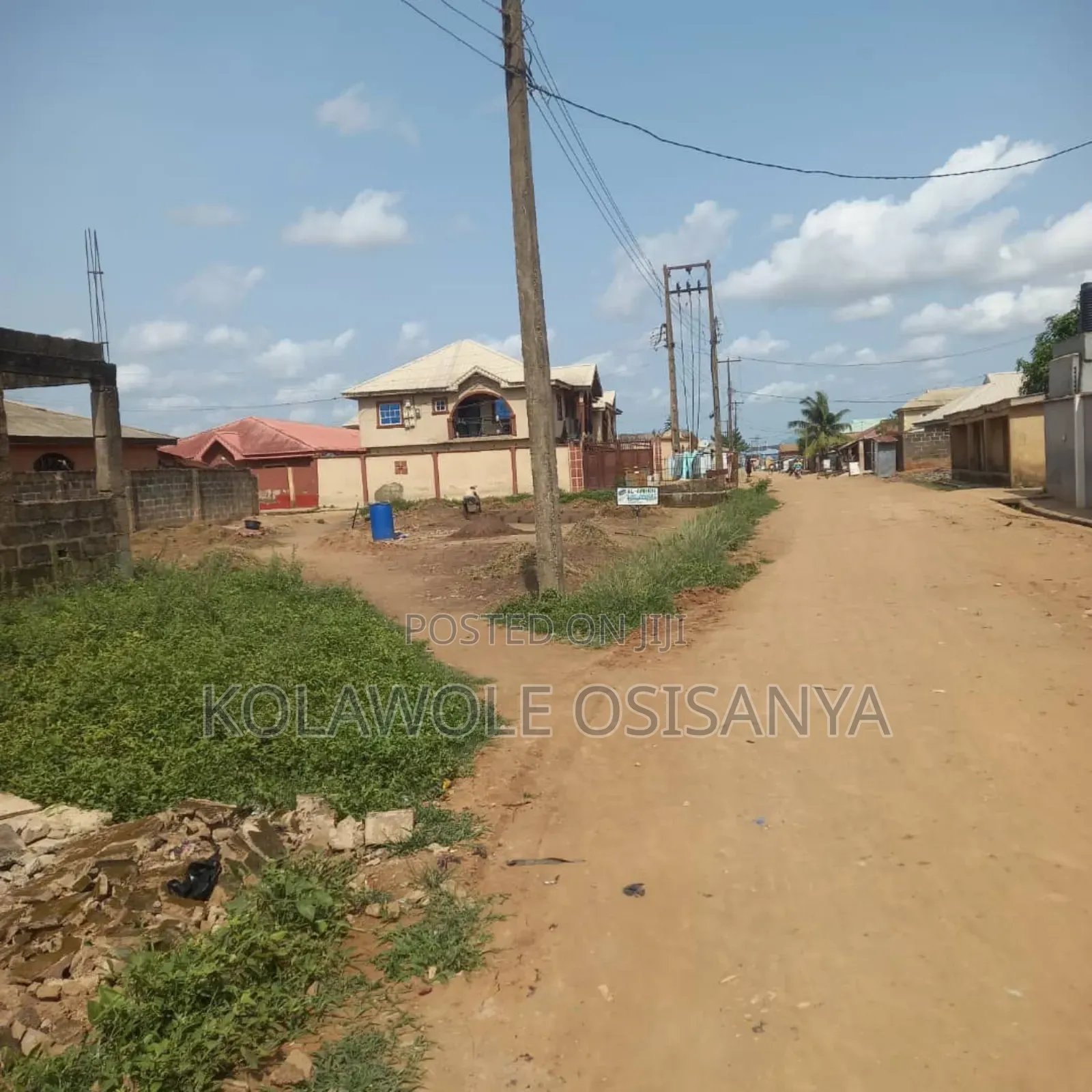 A Cornerpiece Full Plot Behind Delite Bread Ijoko