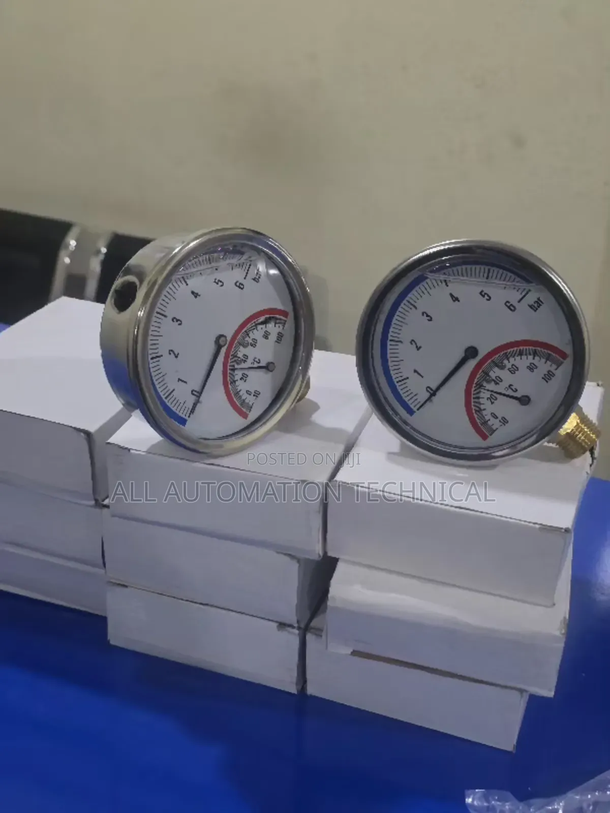 Combined Pressure and Temperature Gauge | Thermo- Manometer | Bottom