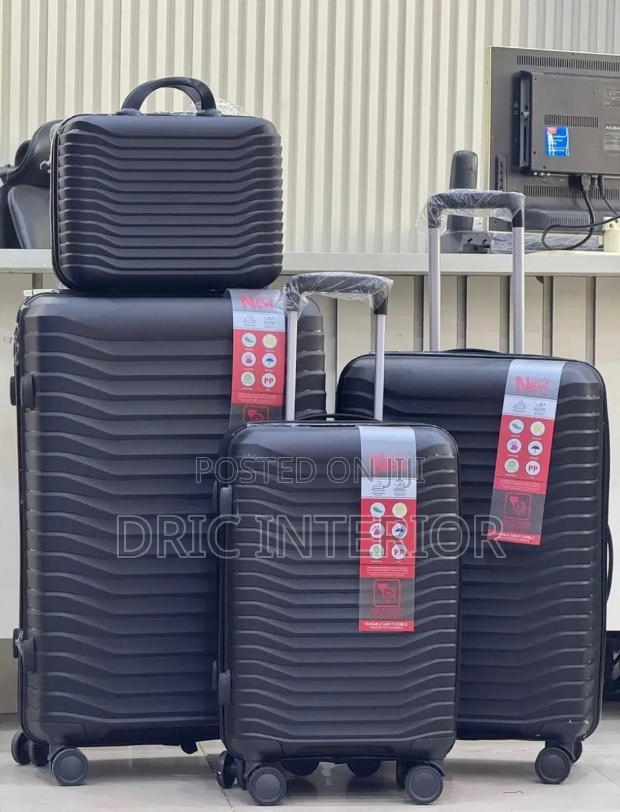 Set of 4 Unbreakable Luggage Travelling Bag Box