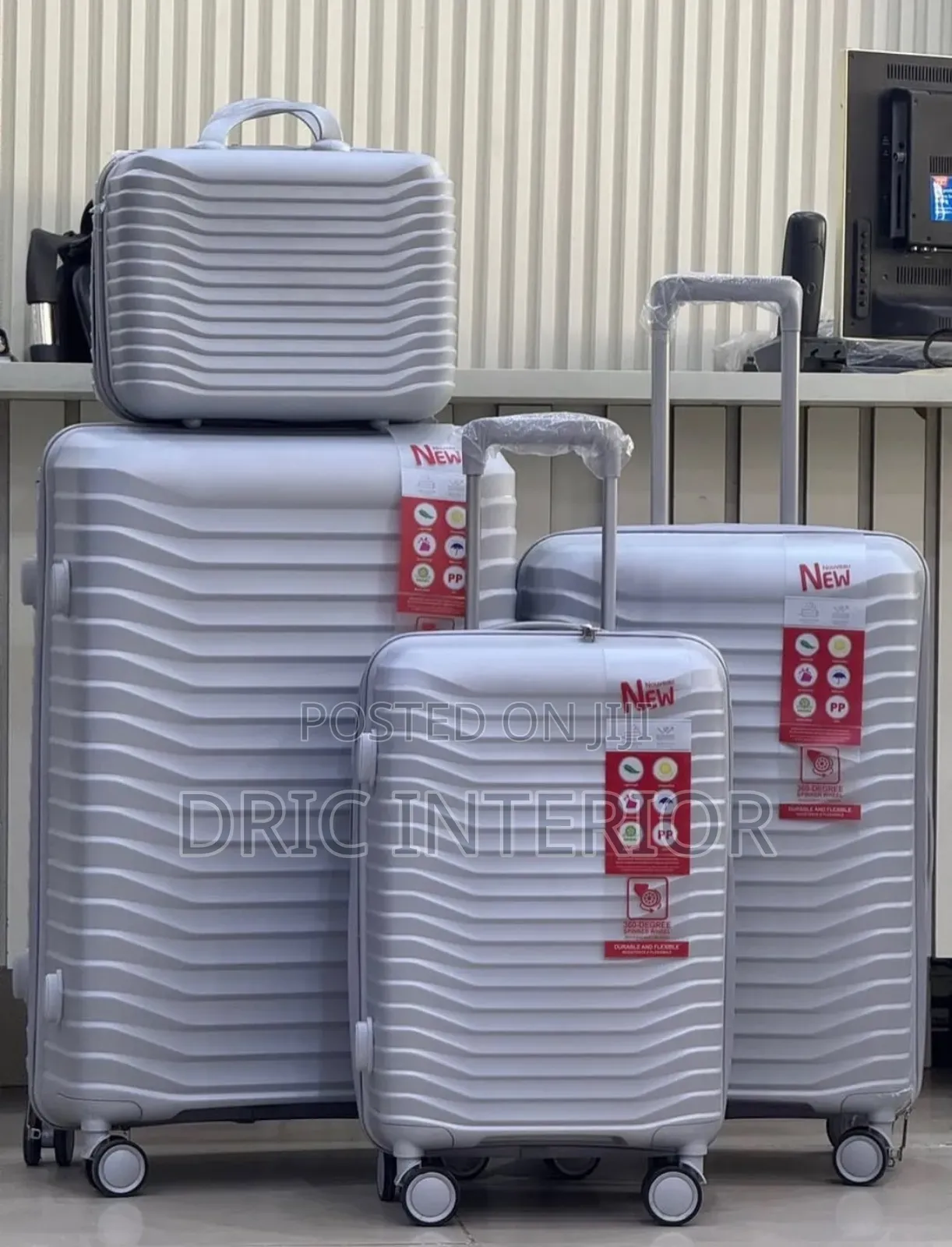 Set of 4 Unbreakable Luggage Travelling Bag Box