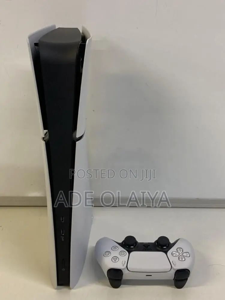 Sony Playstation 5 - Slim (Digital Edition) Games Console in White.