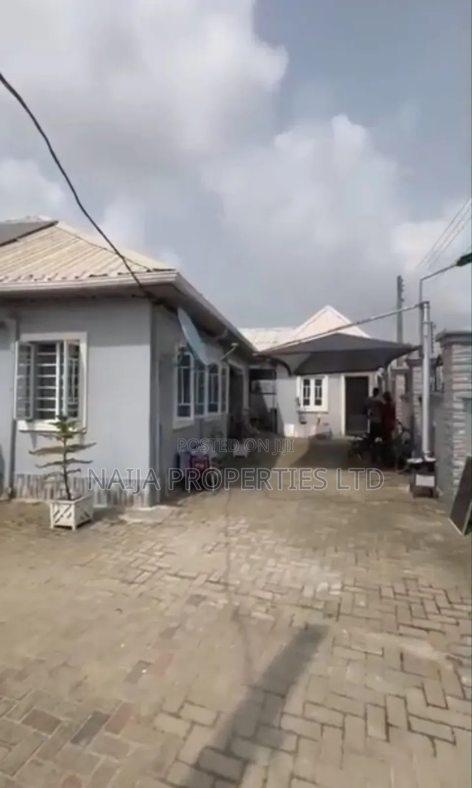 3bdrm Bungalow in Eputu, Awoyaya for sale