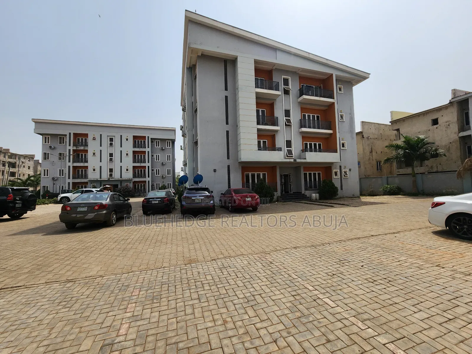 Fully Furnished and Serviced Luxury One Bedroom Apartment