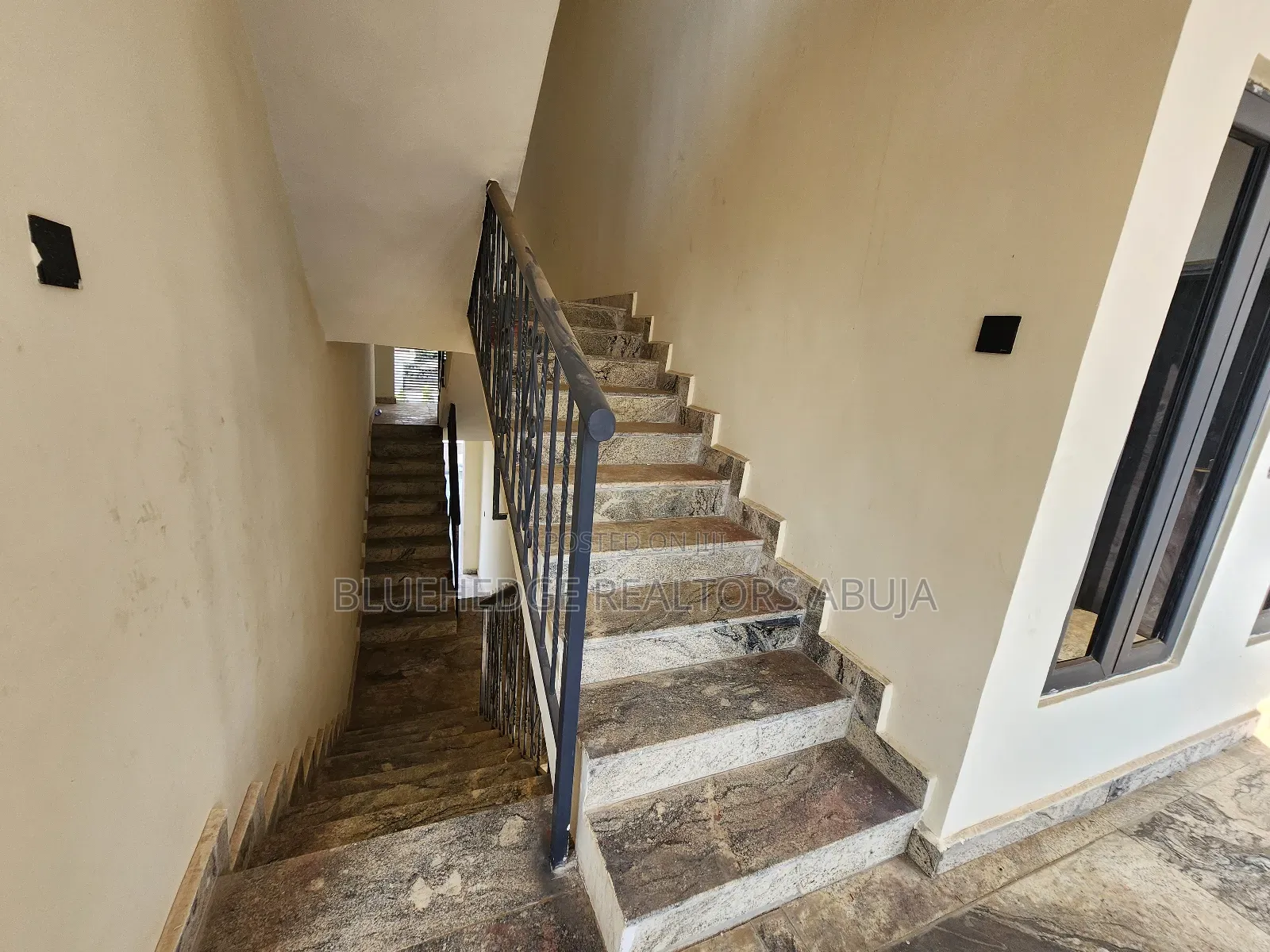 2bdrm Apartment in Kubwa for sale