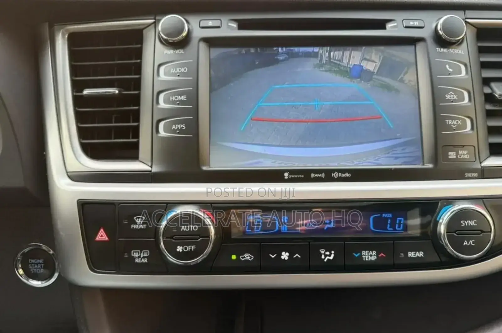 Toyota Highlander XLE 2019 Silver