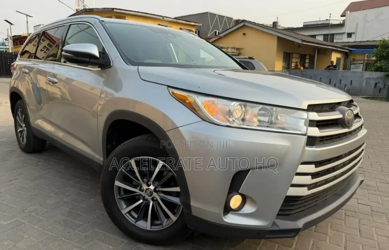 Toyota Highlander XLE 2019 Silver