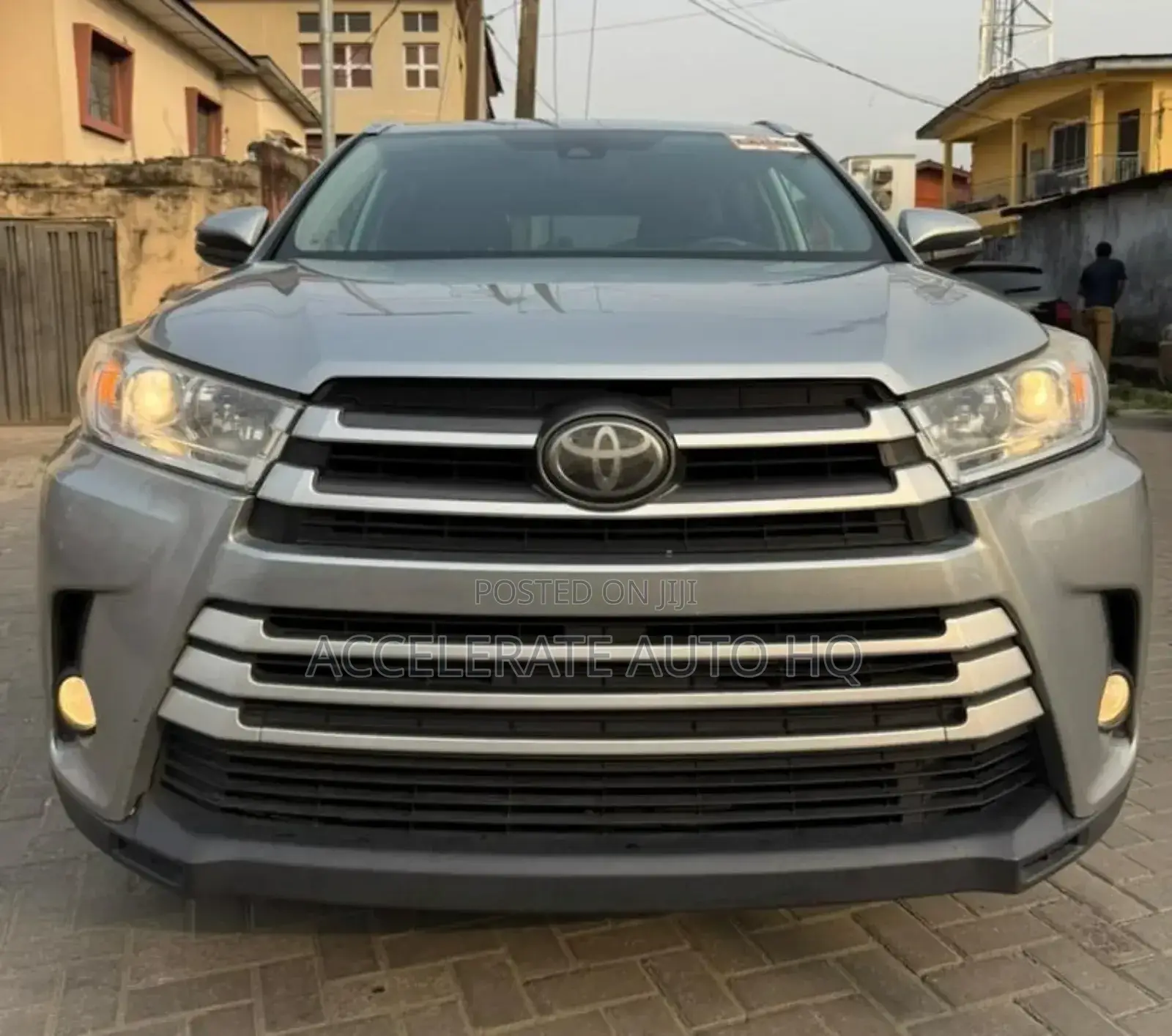 Toyota Highlander XLE 2019 Silver