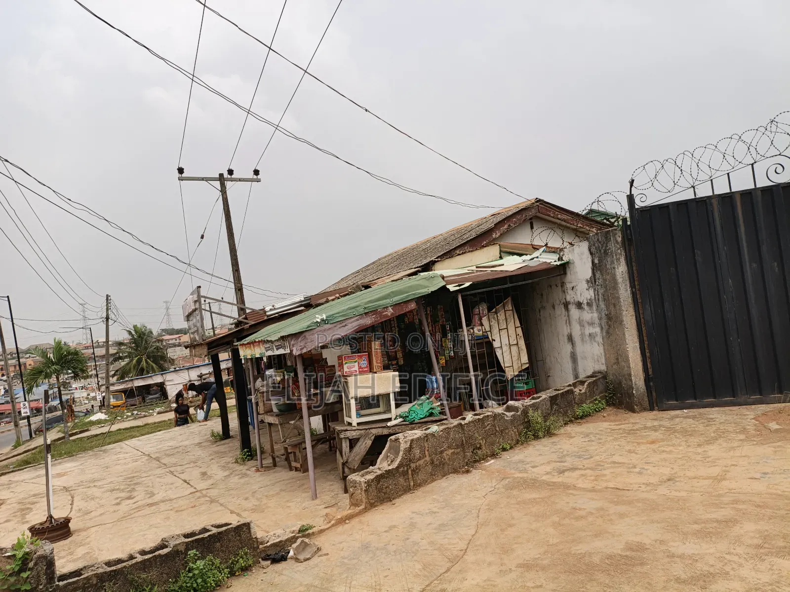 Furnished 5bdrm Bungalow in Omitoro, Ijede / Ikorodu for sale