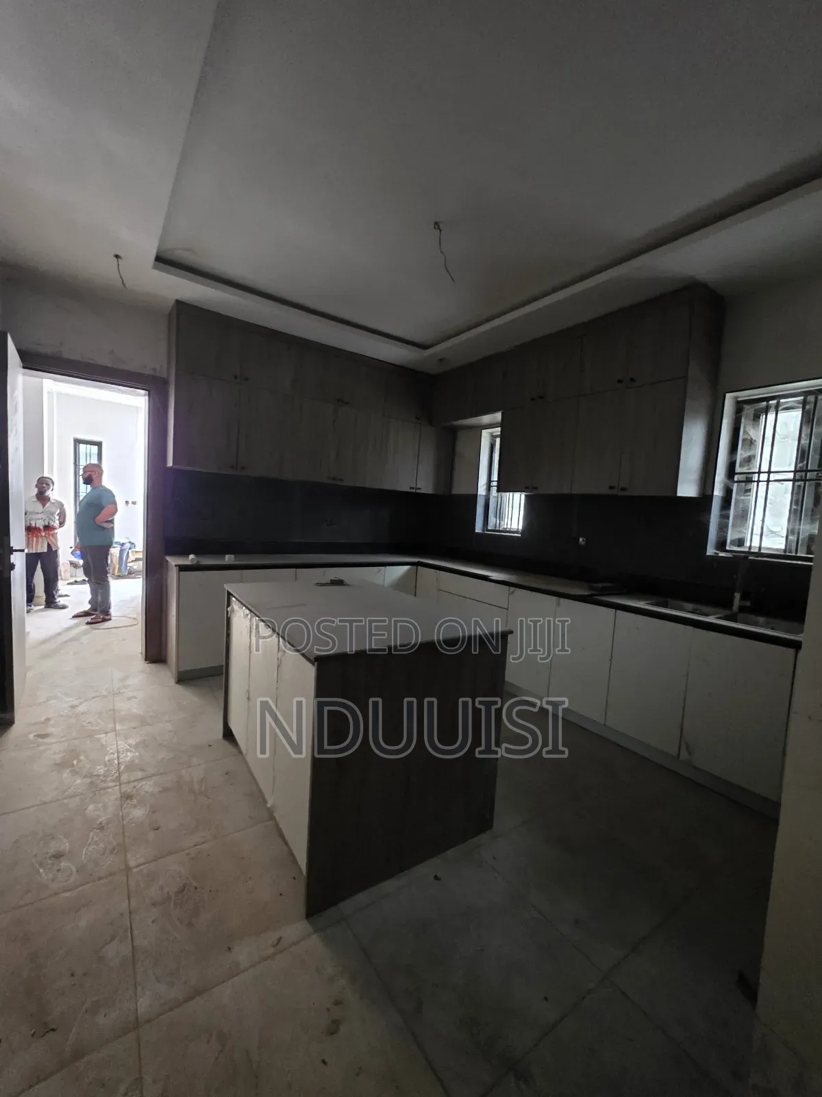 5bdrm Duplex in Kado for sale