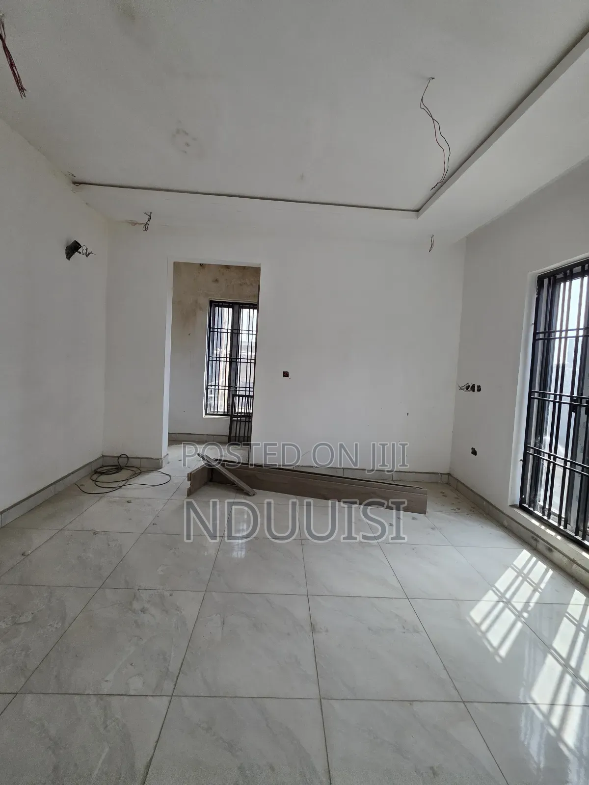 5bdrm Duplex in Kado for sale