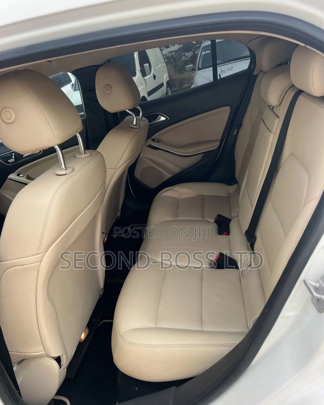Mercedes-Benz GLA 250 2017 White