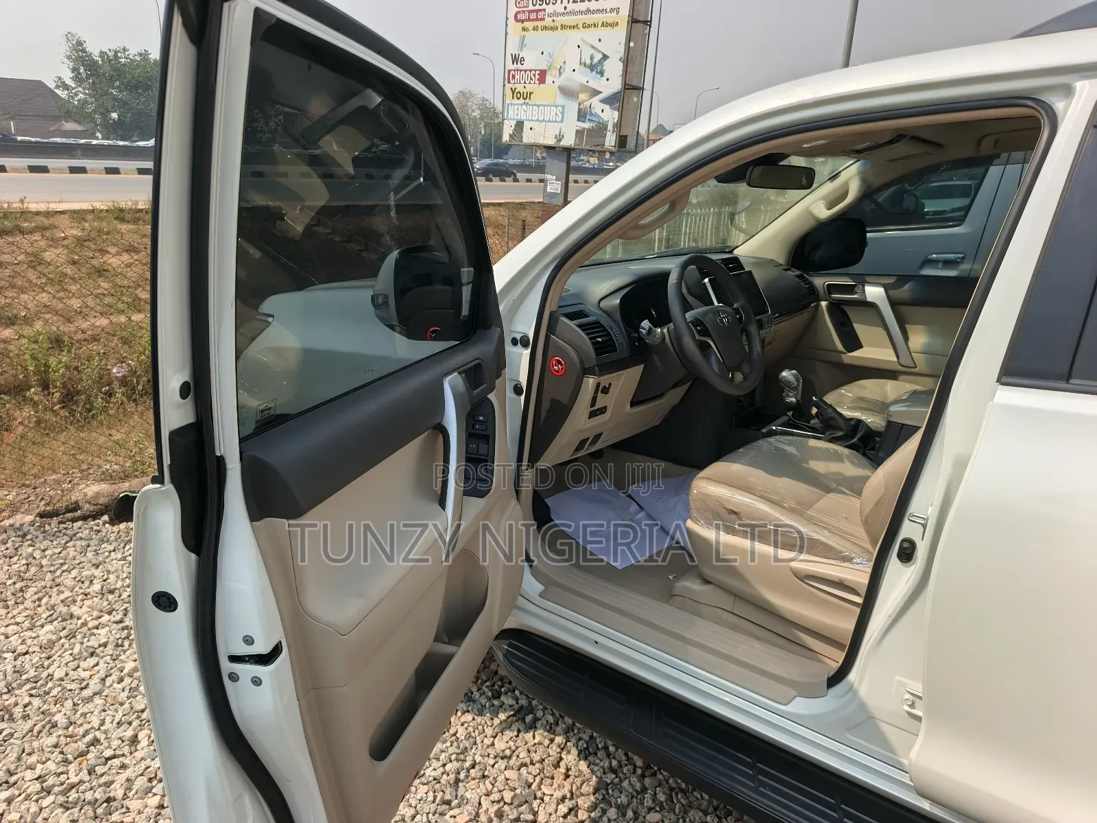 Toyota Land Cruiser Prado 2023 White