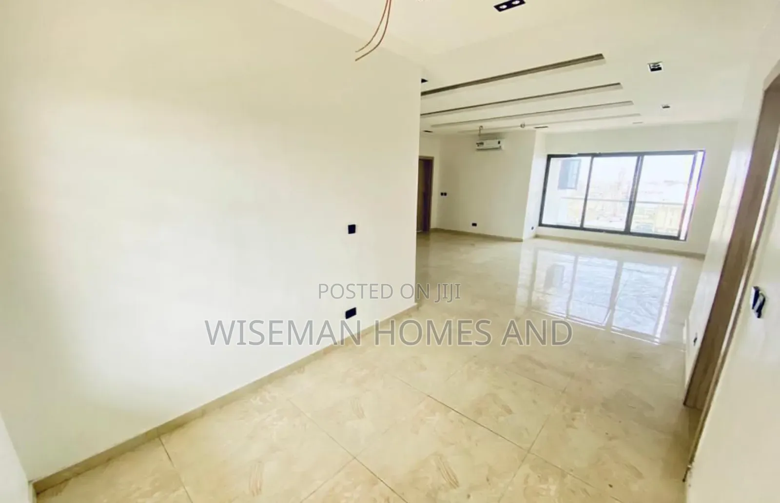 3bdrm Apartment in Lekki Phase 1 for sale