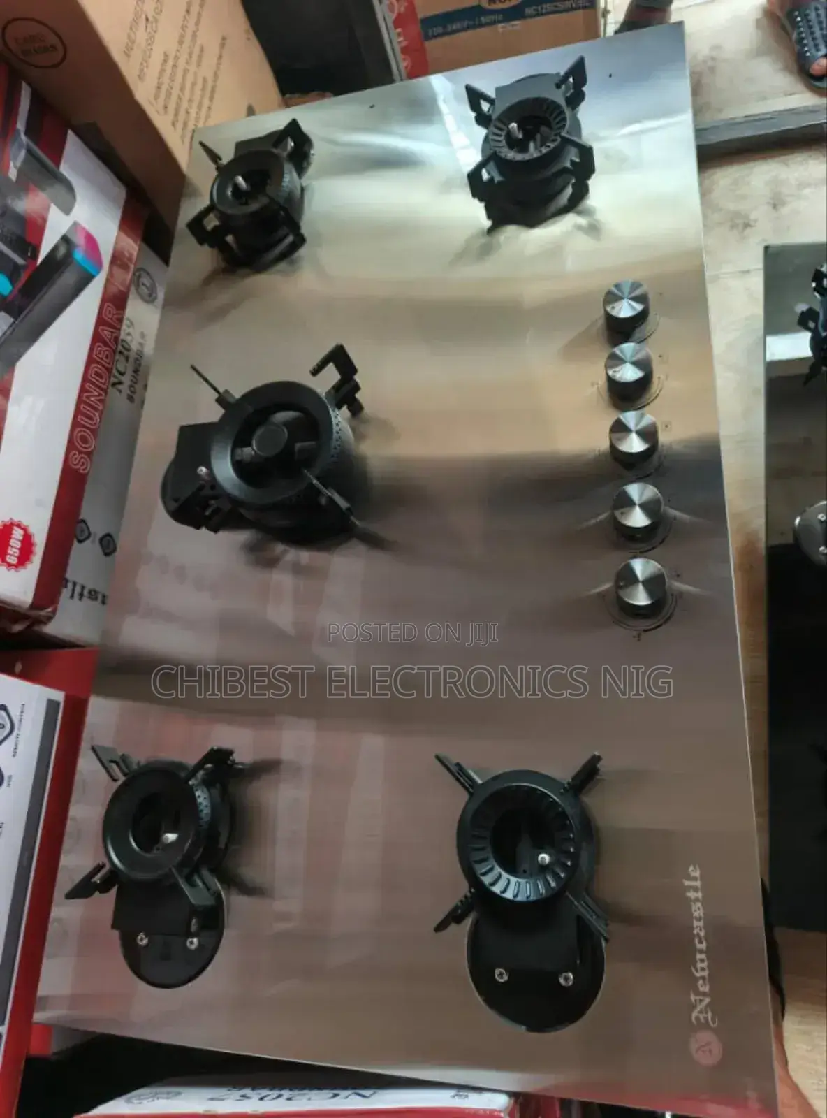 Original Quality Newcastle Flips Up 5 Burners Gas Cooker Silver Color