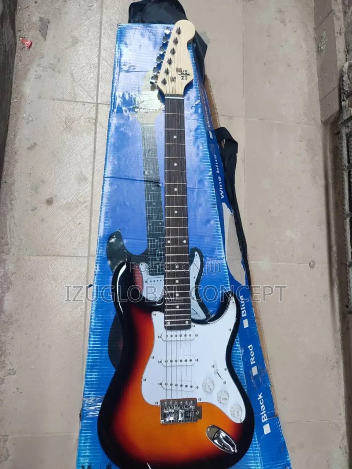 6 Strings Lead Guitar With Belt And Bag