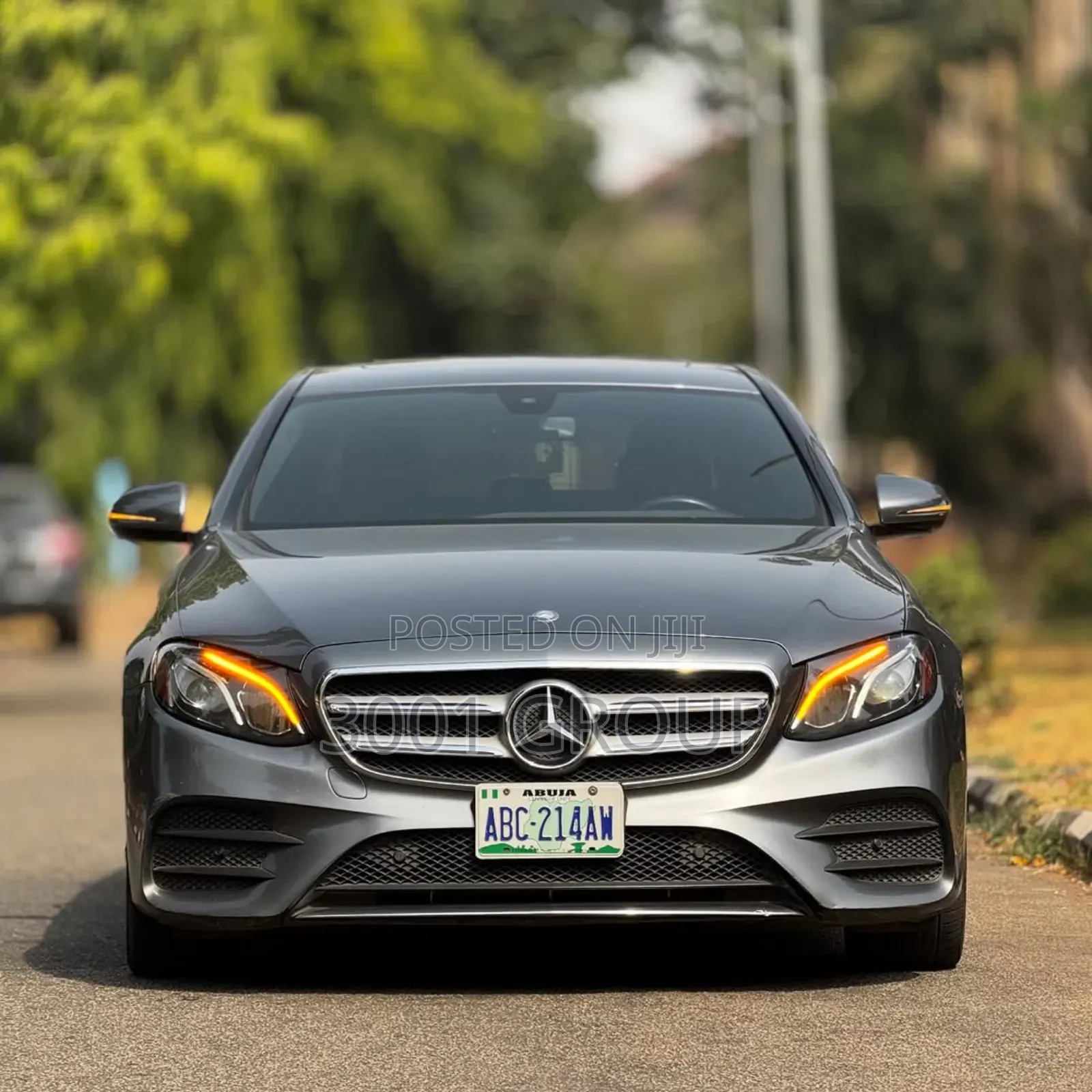 Mercedes-Benz E300 4Matic AWD Sedan (2.0L 4cyl 9A) 2017 Gray