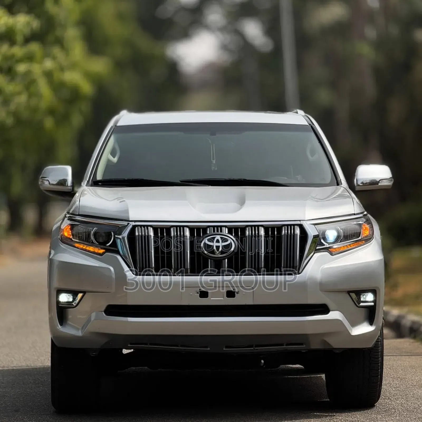 Toyota Land Cruiser Prado 2018 Gray